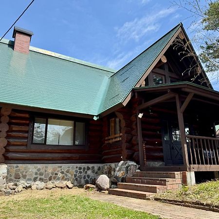 Hakuba Riverside Loghouse Екстер'єр фото
